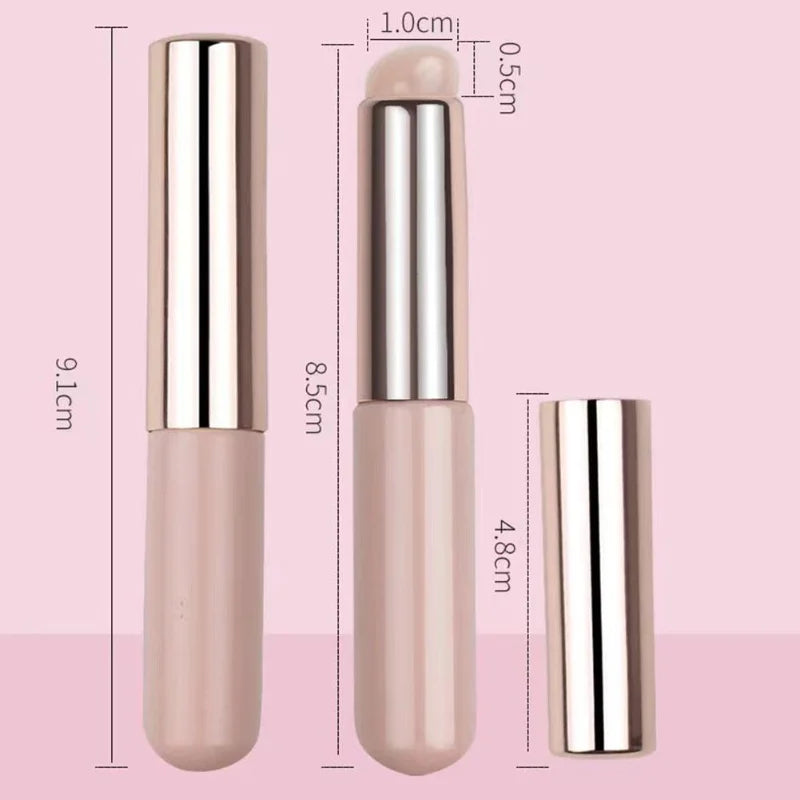 Wholesale Silicone Lip Brush With Cover Cap Concealer Brush Like