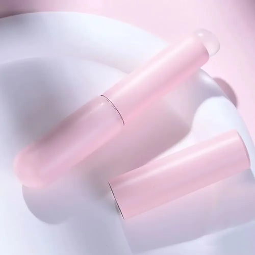 Wholesale Silicone Lip Brush With Cover Cap Concealer Brush Like
